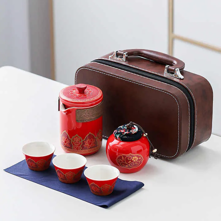 هدايا الأعمال الكل في واحد المحمولة الصغيرة . All-in-one business gifts portable small portable and