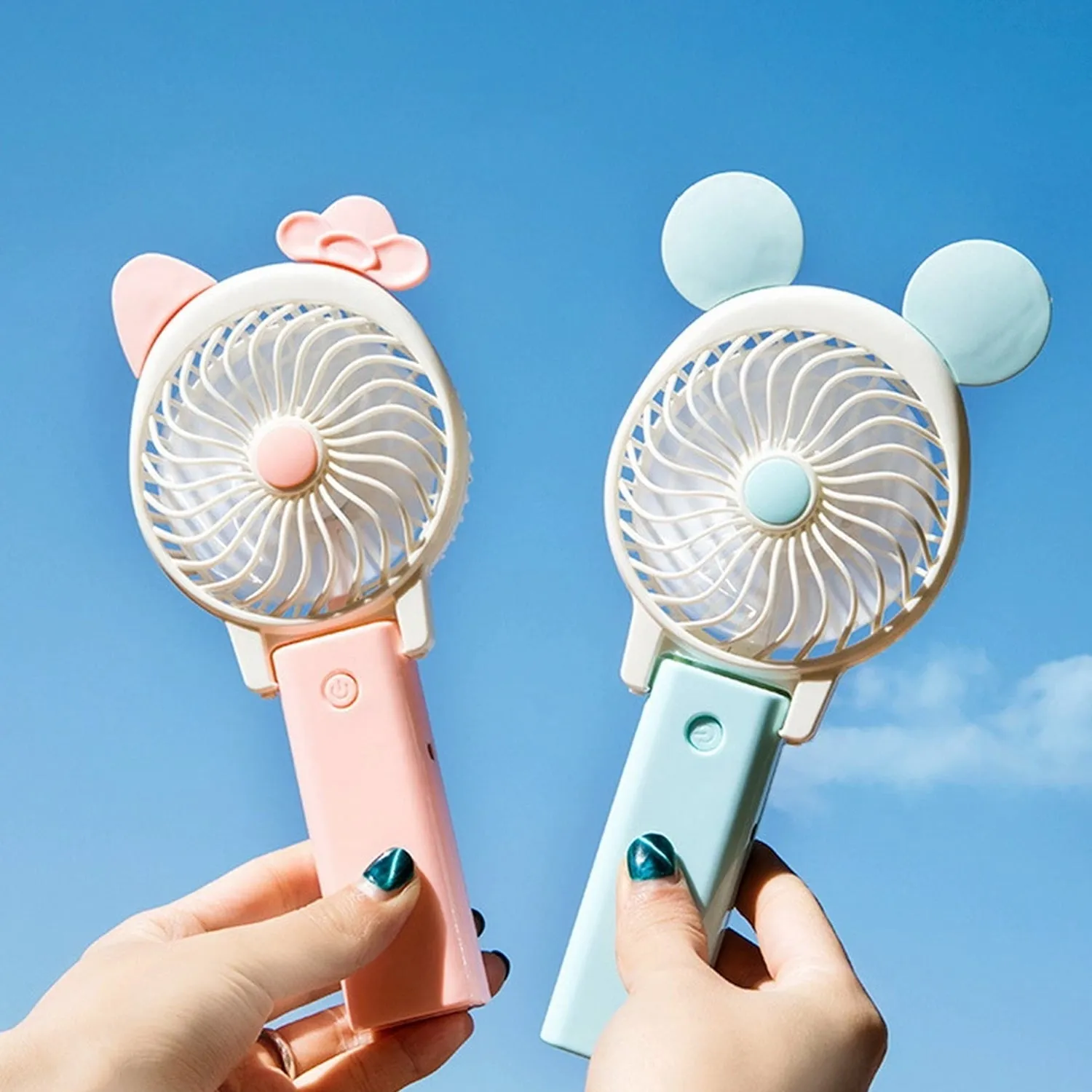 Mini Cartoon Style Fan used in all kinds of places including household and many more for producing fresh air purposes.(Battery Not Include)