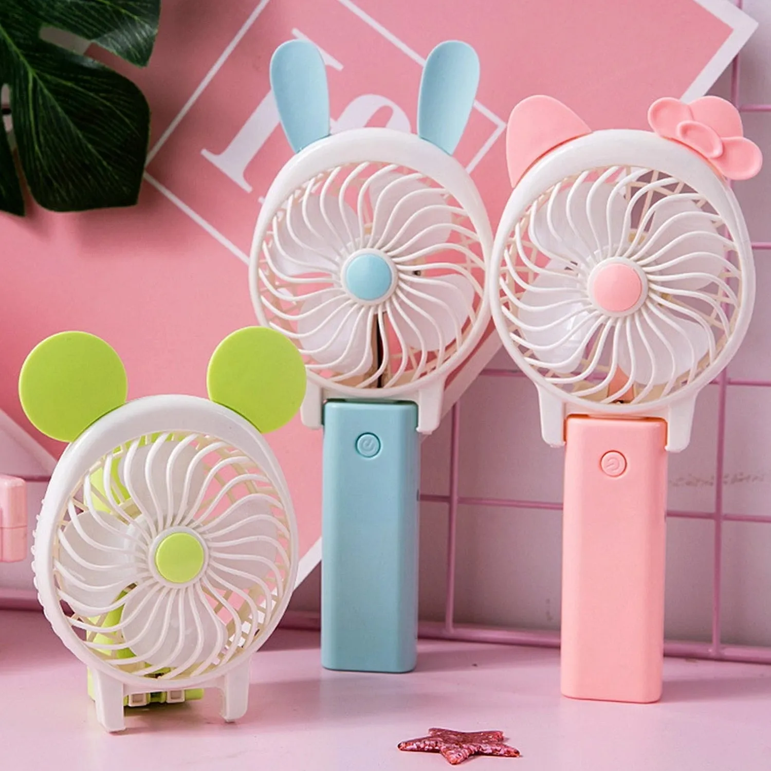 Mini Cartoon Style Fan used in all kinds of places including household and many more for producing fresh air purposes.(Battery Not Include)